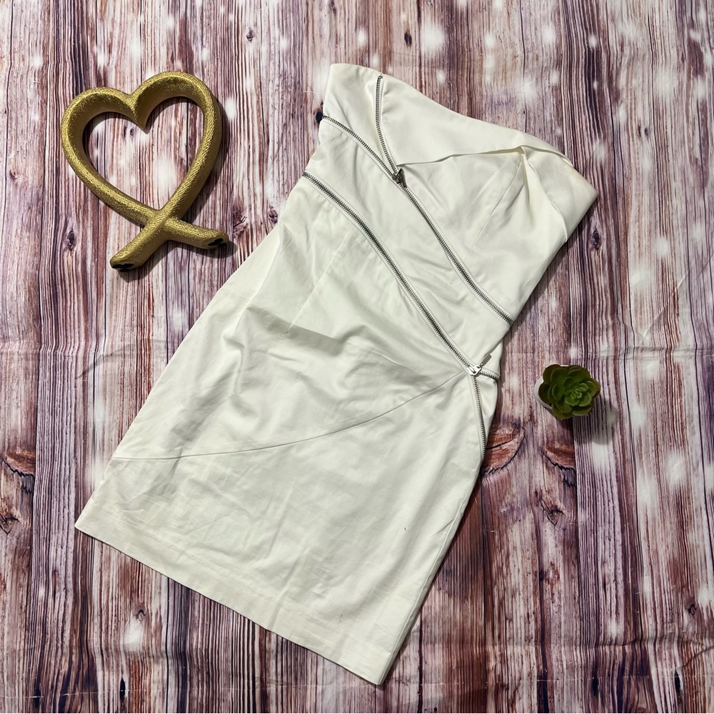 bebe white Strapless Dress